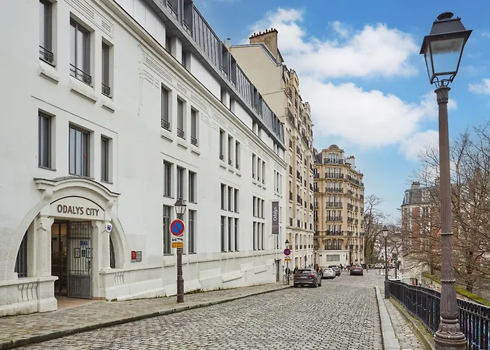 Appart'Hotel Odalys City - Paris Montmartre